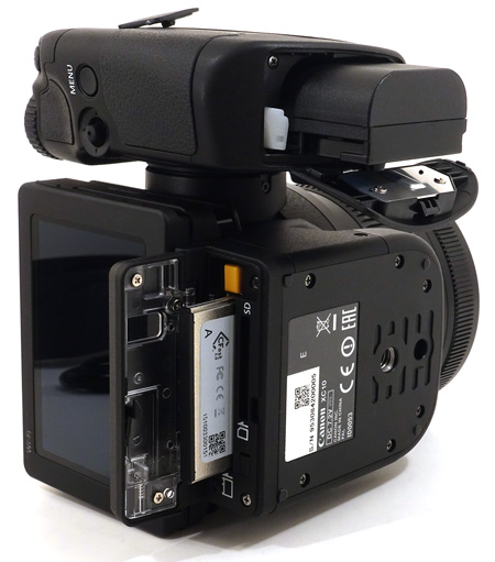 Видеокамера Canon XC10