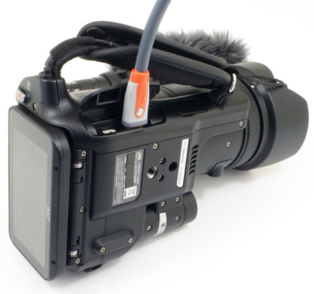 Видеокамера JVC GC-PX100