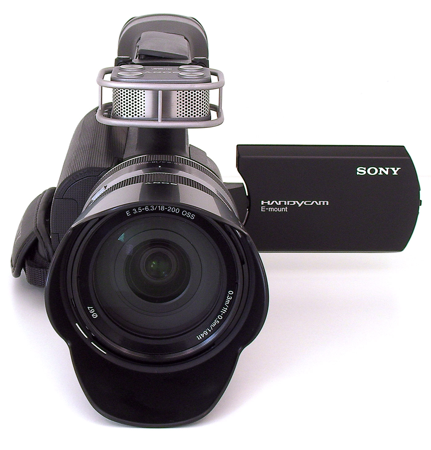 Видеокамера Sony NEX-VG10