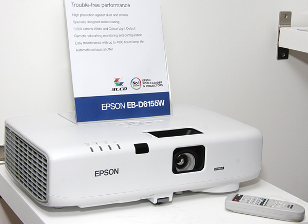 Проектор Epson EB-D6155W