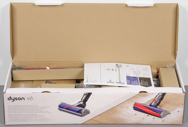 Пылесос Dyson V6 Total Clean, коробка