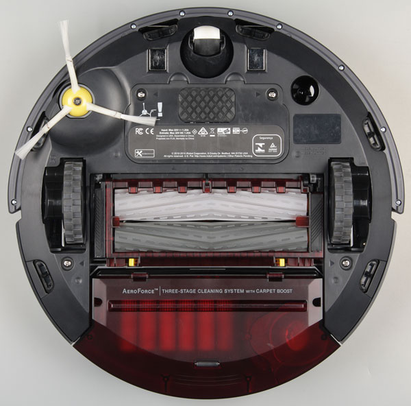 робот-пылесос iRobot Roomba 980, вид снизу