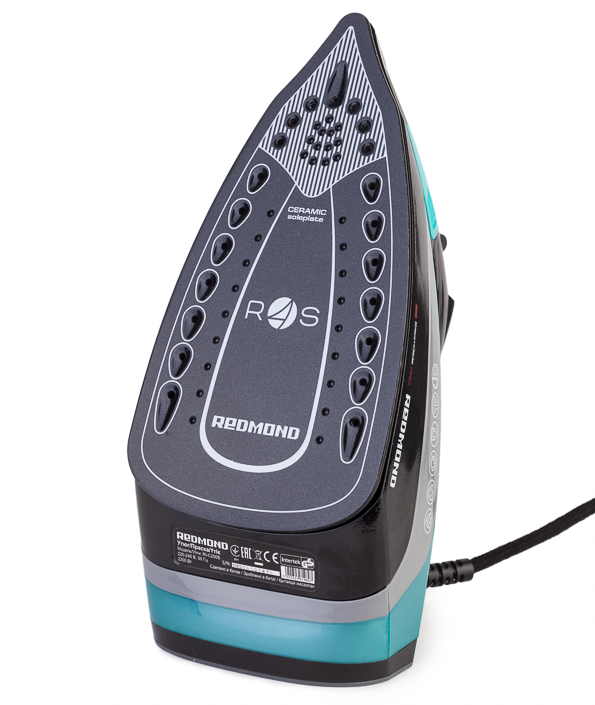 Утюг Redmond SkyIron C250S с управлением через Bluetooth