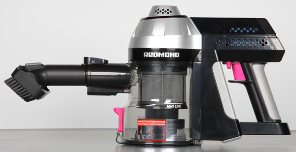 Пылесос Redmond RV-UR340, вид слева