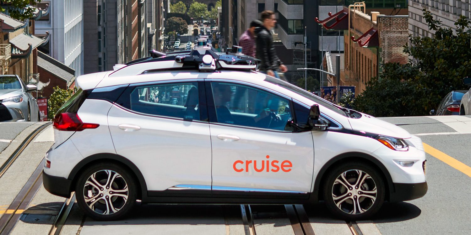 Cruise and GM team up with Microsoft to commercialize self-driving cars