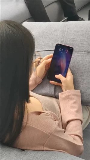 meizu-x8-gradient-01.png
