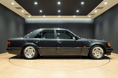 mercedesCyD1r copy_large.jpg