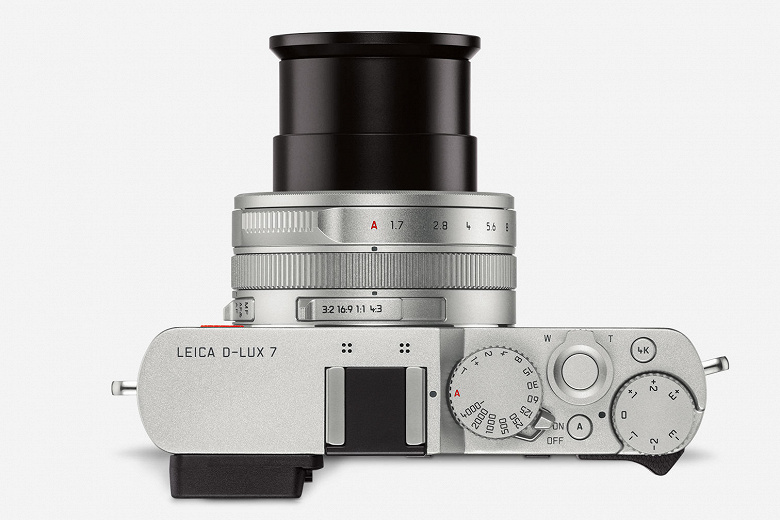 Leica-D-Lux-7-top-_-1512x1008-BG-f4f4f4_