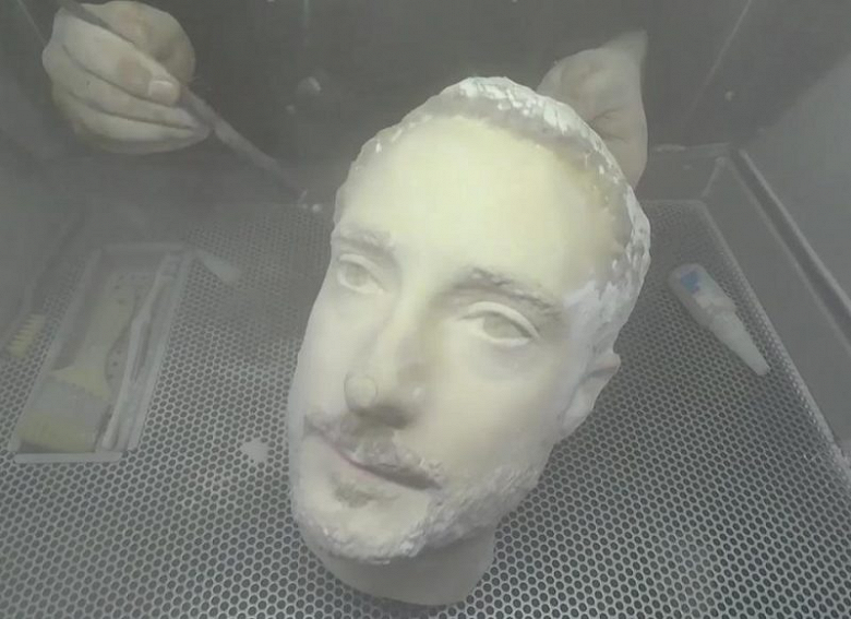 3dhead-800x582_large.png
