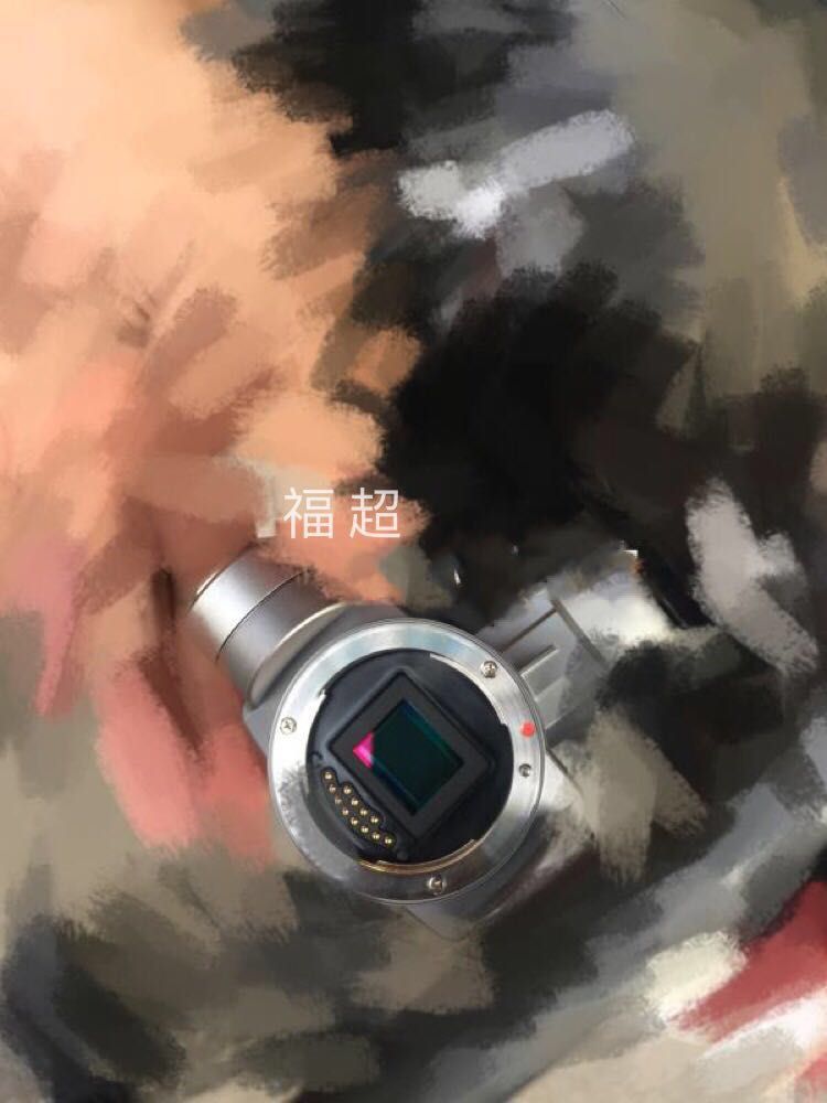 Дрон DJI Phantom 5 с камерой со сменными объективами