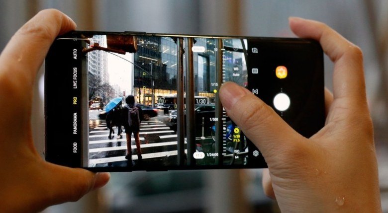 Экраны некоторых пользователей Samsung S9 и S9+ не реагируют на нажатия