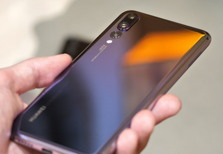 Huawei планирует продать 20 млн смартфонов Huawei P20