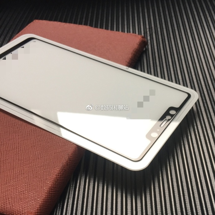 Опубликованы фотографии дисплея Xiaomi Mi 7