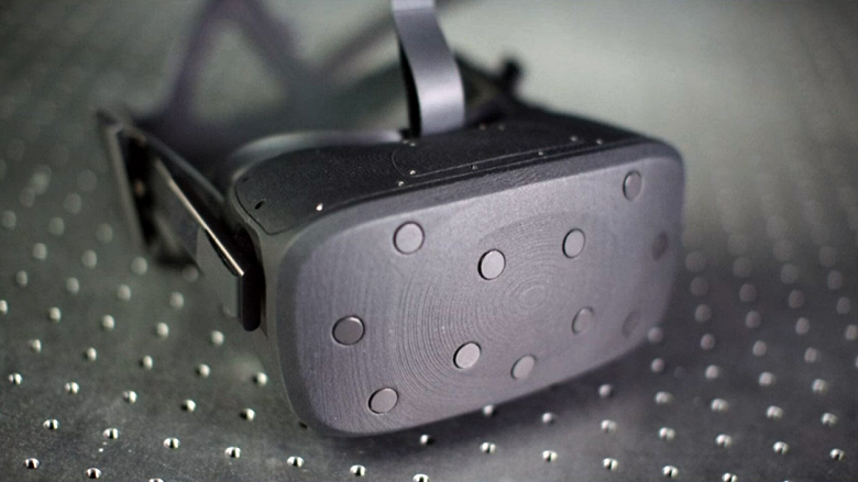 Прототип шлема виртуальной реальности Oculus Half Dome получил систему механической фокусировки и большой угол обзора