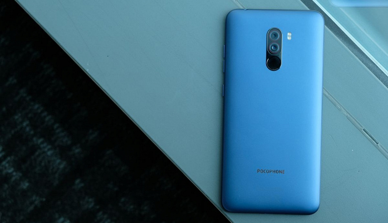 180827-pocophone-f1-hands-on-review-mala