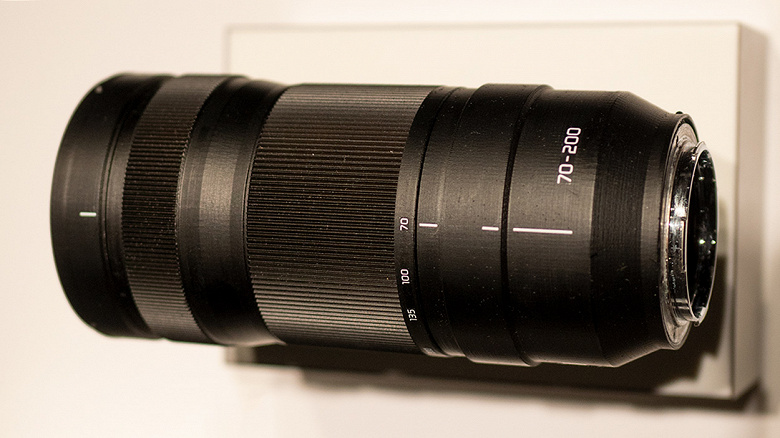 Panasonic-70-200mm-L-mount-lens_large.jp