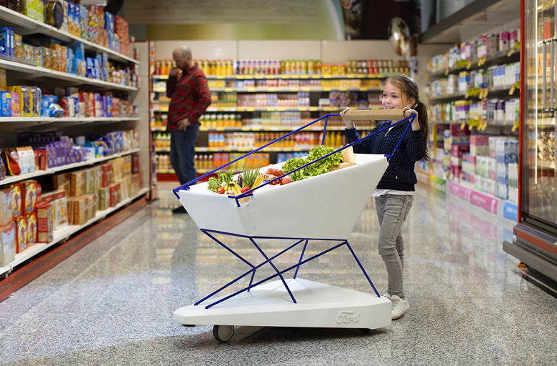 Hero Trolley Shot_1200_large.jpg