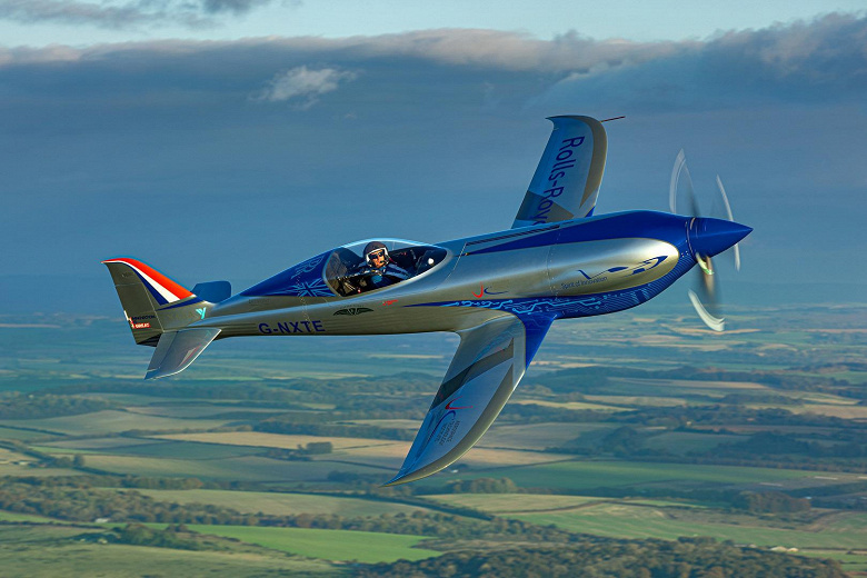 Электрический самолёт Rolls-Royce Spirit of Innovation стал самым быстрым в классе и установил сразу три рекорда