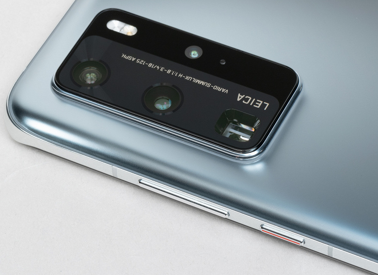 В России предлагают Huawei P40 Pro почти на треть дешевле