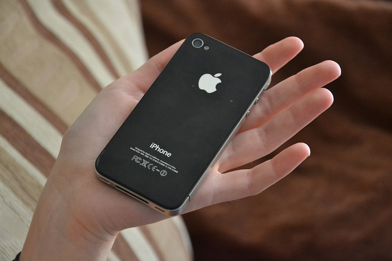 Письмо Стива Джобса подтверждает: Apple могла выпустить iPhone nano