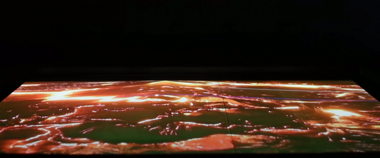 Представлен растягивающийся OLED-дисплей Samsung