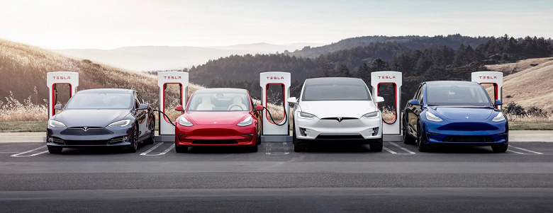 Исторический момент на рынке электромобилей: 100 000 автомобилей Tesla за 4,2 млрд долларов покупает Hertz