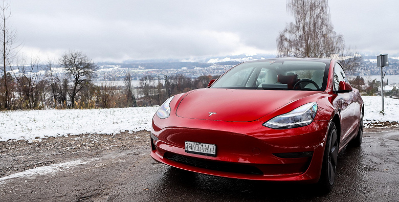 Владельцы Tesla Model 3 и Model Y массово замерзают: Илон Маск дал официальный комментарий