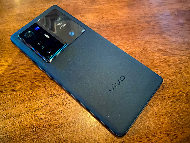 Камерофоны Vivo X80, X80 Pro и X80 Pro полностью рассекречены перед анонсом