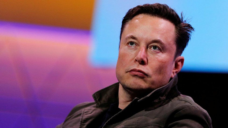 Акции Tesla рухнули, Илон Маск теряет миллиарды долларов