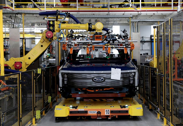 Ford приостанавливает производство пикапов F-150 в Канзас-Сити