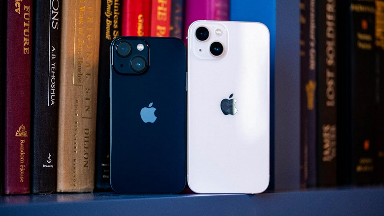 Последний из малышей Apple: iPhone 13 mini рекордно подешевел в России