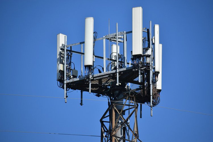 Отечественные базовые станции связи LTE и 5G соберут из «конструктора»