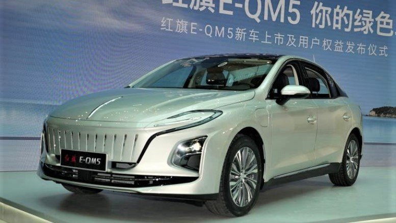 Электромобиль Hongqi E-QM5 сильно подешевел, перейдя из коммерческого сегмента в потребительский