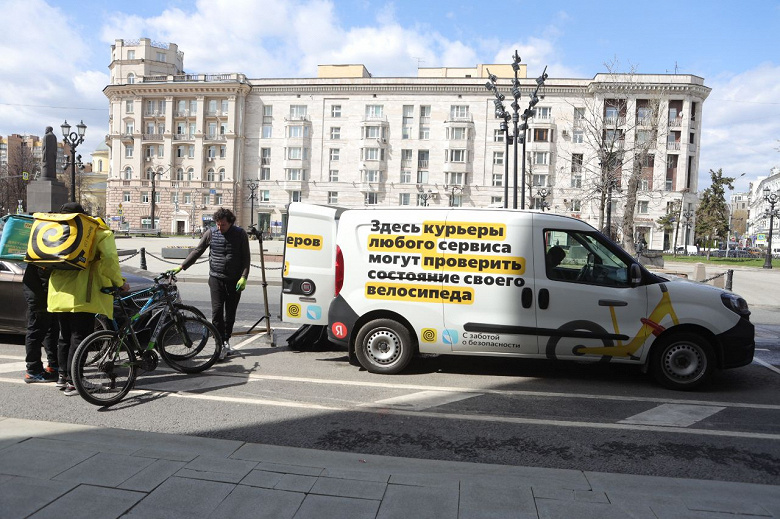 Яндекс запустил мобильные пункты бесплатной диагностики велосипедов