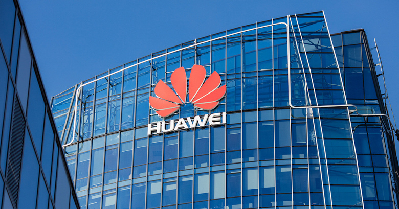 Из-за боязни еще более сильных санкций США. Huawei пересматривает российскую линейку продуктов и отправляет местных сотрудников в длительный отпуск