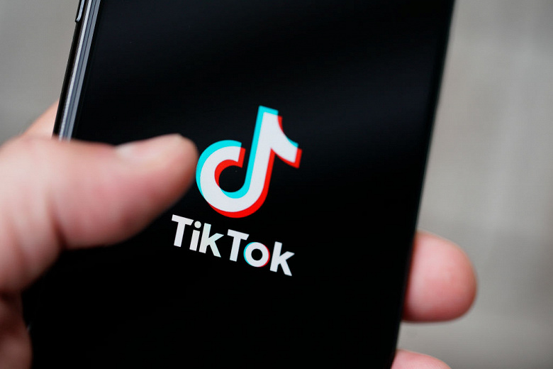 СМИ сообщили, что TikTok снова разрешил публиковать новый контент в России. TikTok это опровергает