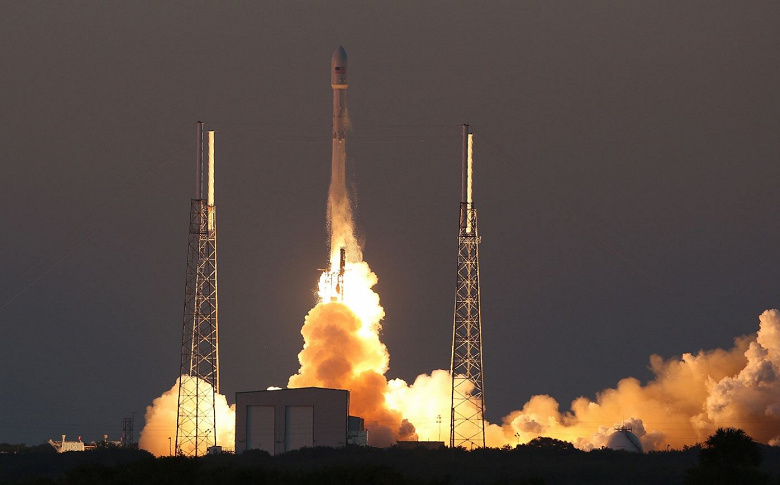 Роскосмос: в мае США заключили контракты на запуск секретных спутников на сумму около 834 миллионов долларов. Более 70 космических аппаратов запустит