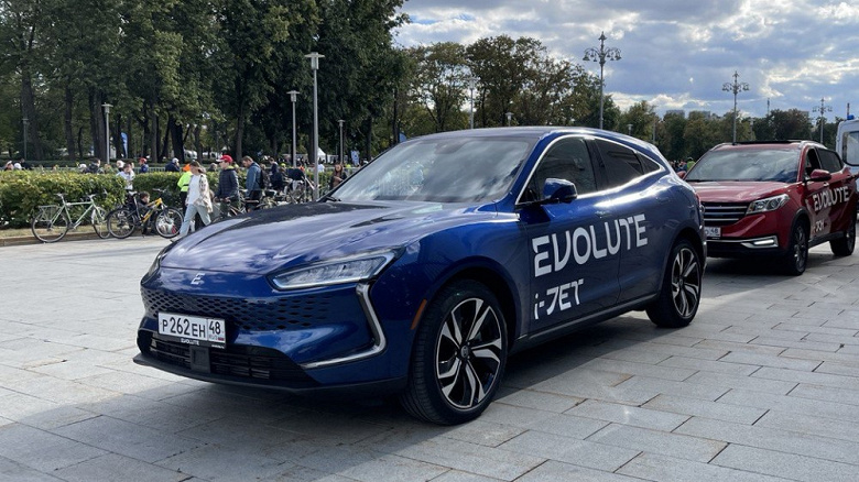 Так выглядит загадочный российский электромобиль Evolute i-JET, который понравился участникам Велофестиваля 2022