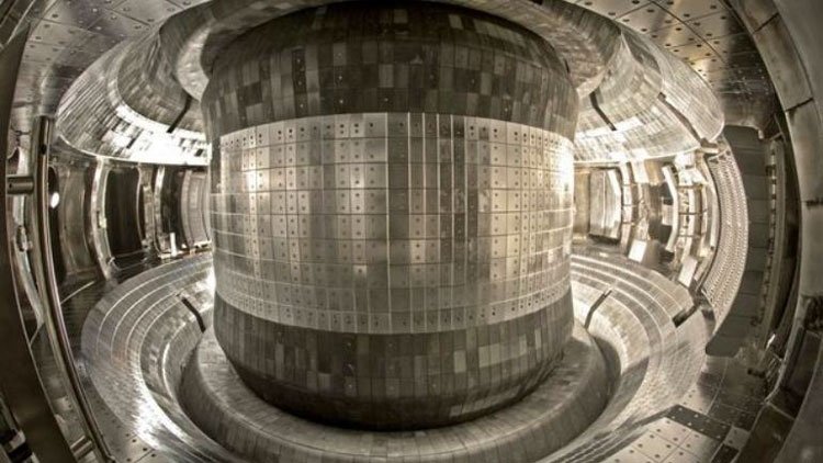 Китай построит самый большой в мире термоядерный реактор
