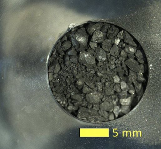 В образцах грунта с астероида Рюгу обнаружена вода. Это открытие может стать ключом к разгадке происхождения жизни на Земле