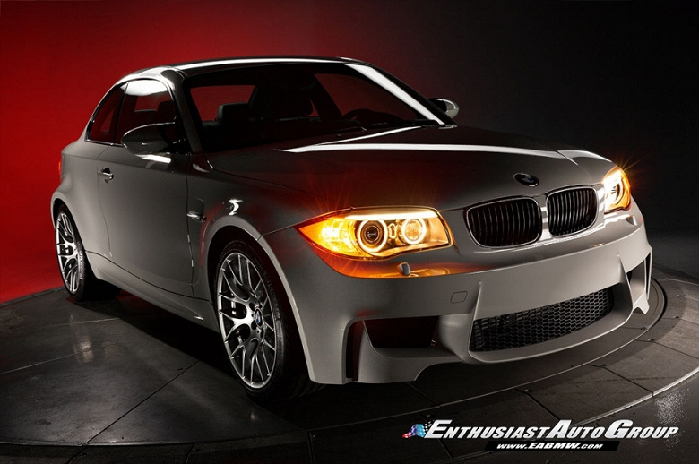 12-летний BMW 1M в идеальном состоянии выставили на продажу за 200 000 долларов