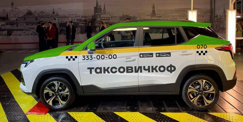 Городские кроссоверы «Москвич 3» появятся в таксопарках «Таксовичкоф» и «Ситимобил»