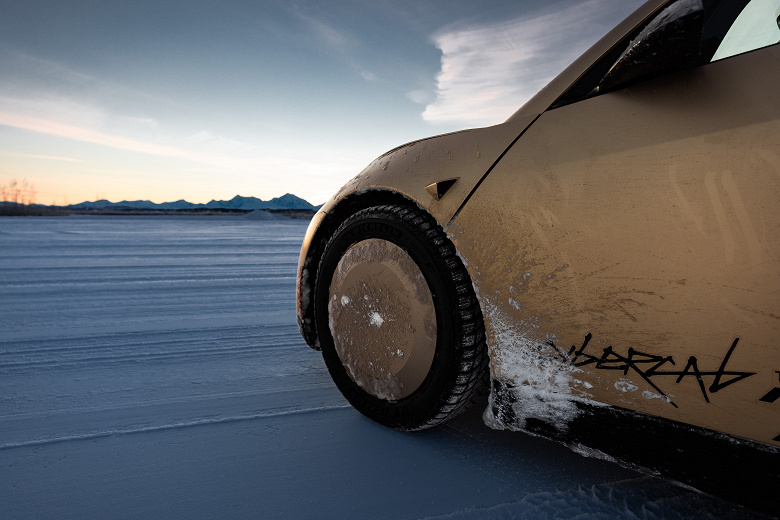 Tesla Cybercab уже испытывают морозами, снегом и льдами. Серийное производство стартует в апреле