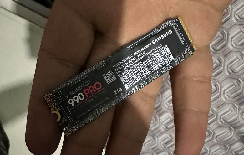 Флагманский Samsung 990 PRO со скоростью USB 2.0. На рынке появились поддельные SSD Samsung, которые не так-то просто распознать