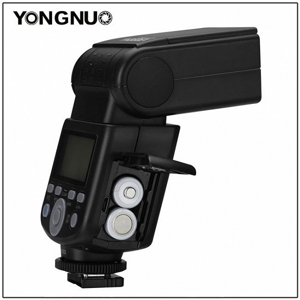 Yongnuo-YN320EX-flash-4.jpg