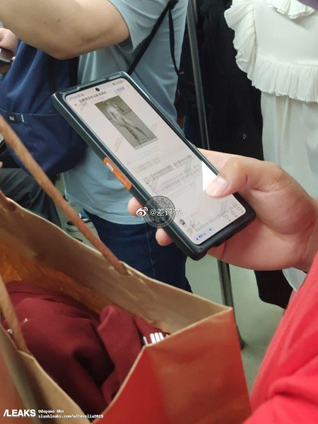 Новейший Redmi Note 10 Ultra засветился на живых фото