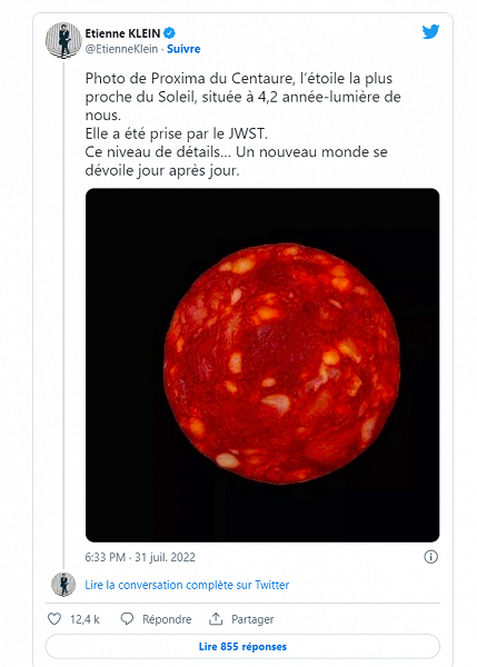 Французский физик в шутку выдал фото колбасы за снимок с «Джеймса Уэбба». Он сказал, что на снимке Проксима Центавра