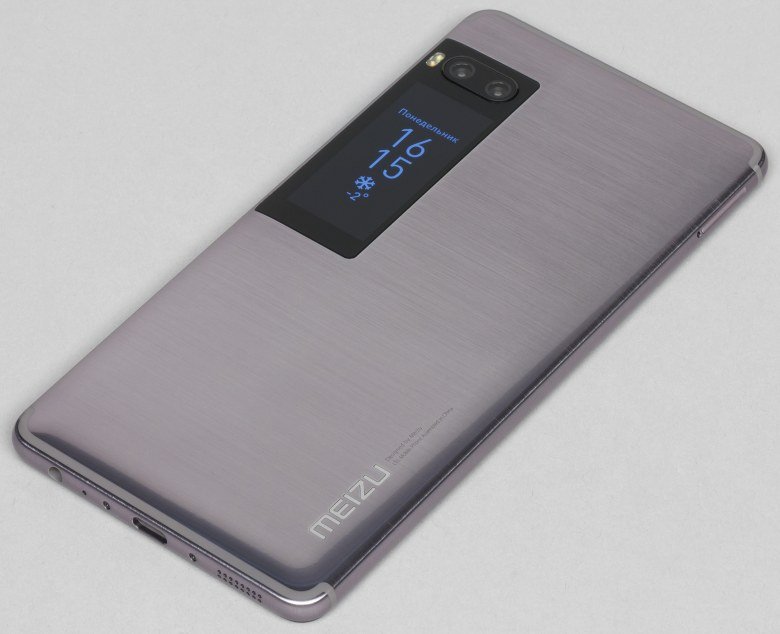 Смартфон Meizu Pro 7 Plus с дополнительным тыльным экраном: флагман на новейшей платформе MediaTek Helio X30
