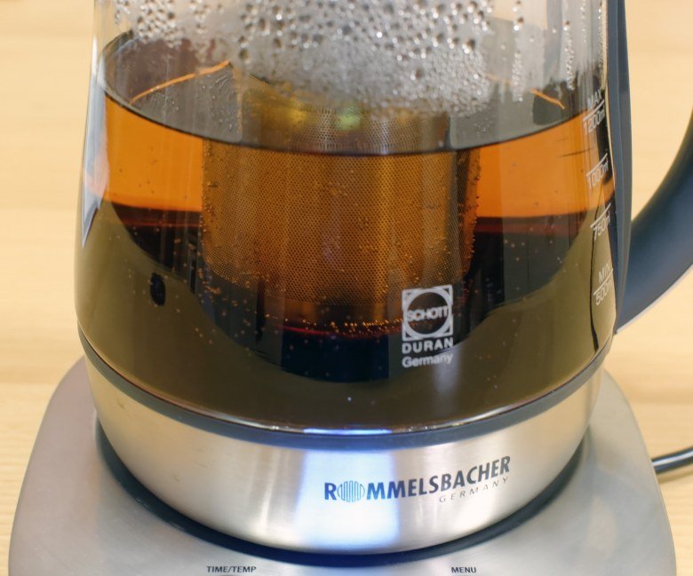 Электрический чайник Rommelsbacher TA 1400 с функцией заварки чая: не столько универсальный нагреватель воды, сколько именно устройство для приготовления чая