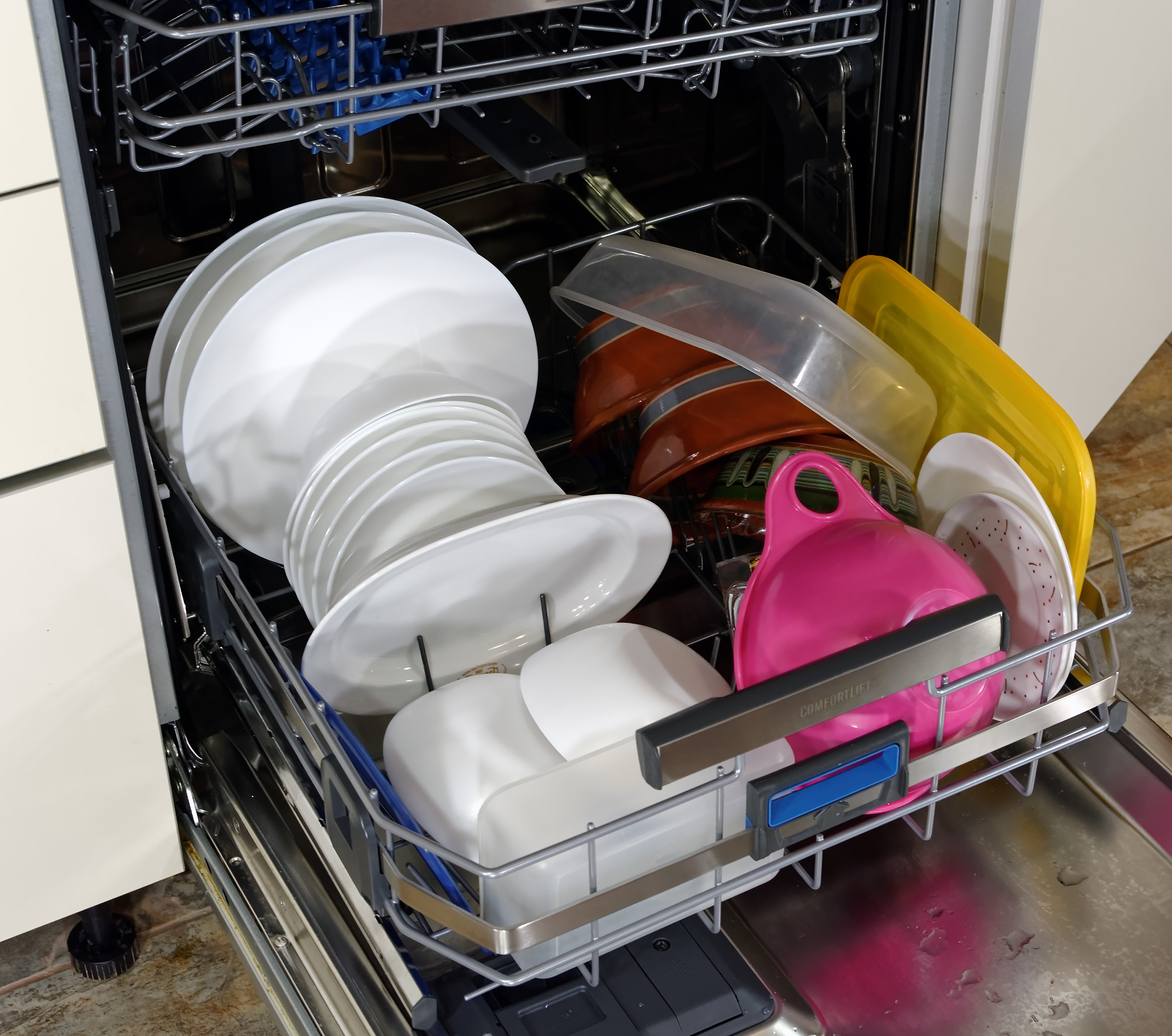 Посудомоечная машина Electrolux Air Dry. Турбосушка в посудомоечной машине. Вместо посудомойки приспособления для мытья. Посудомойка Pioneer.